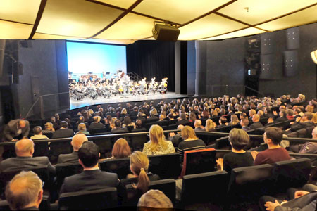 Neujahrsempfang der Unimedizin im Mainzer Staatstheater - Positive Jahresbilanz und musikalisches Zeichen gegen grenzenloses Miteinander der Menschen. Foto: Diether v. Goddenthow