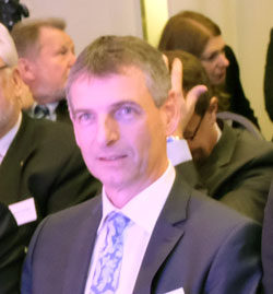 Frank Kilian, Landrat des Rheingau-Taunus-Kreises forderte die Politik zur Stärkung des ländlichen Raums auf. Foto: Diether v. Goddenthow