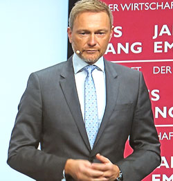 Christian Lindner Bundesvorsitzender der Freien Demokraten und Vorsitzender der Fraktion der Freien Demokraten im Deutschen Bundestag. © Foto: Diether v Goddenthow