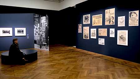 Ausstellungs-Impresseion, hier im Bereich "Käthe Kollwitz politisch" © Foto Diether von Goddenthow